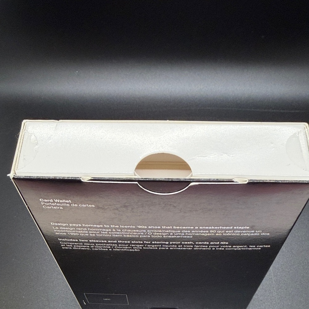 Nike Air Max 90 Card Wallet. BNIB! Never opened. - Picture 5 of 5